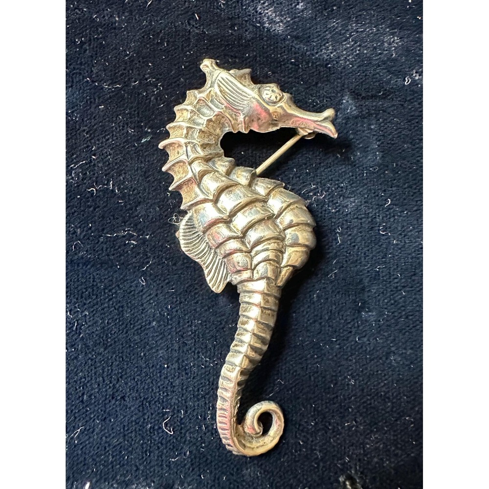 Vintage Beau Sterling Silver Seahorse Pin
